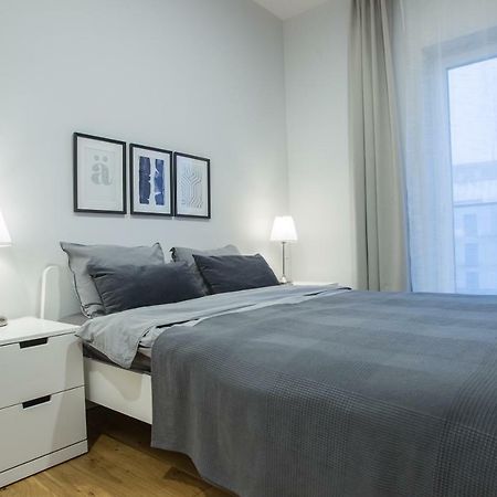 Bright 1Bd Apartment In Old Town By Hostlovers Kaunas Exteriör bild