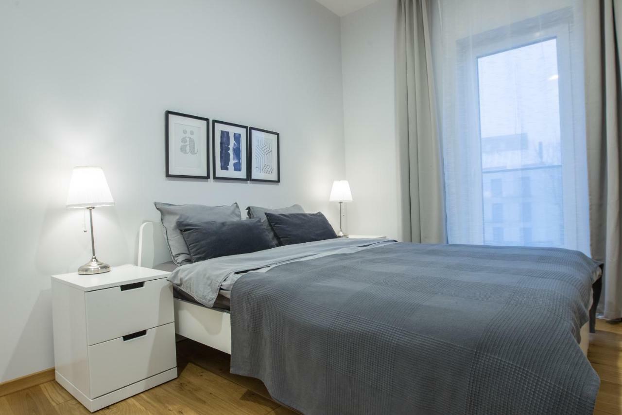 Bright 1Bd Apartment In Old Town By Hostlovers Kaunas Exteriör bild